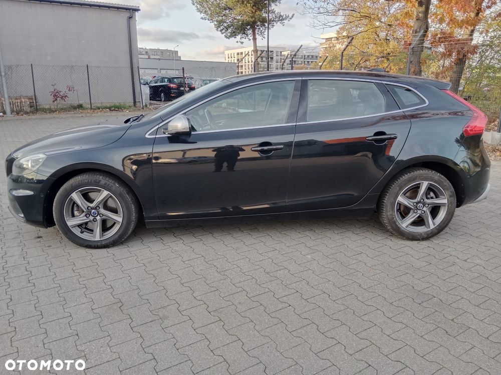 Volvo V40 D4 Drive-E R-Design Summum - 10