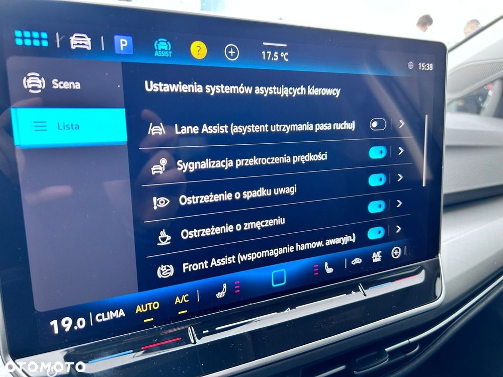 Volkswagen Golf - 26