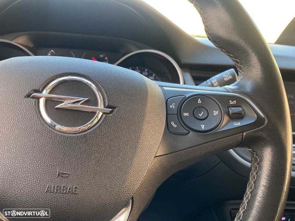 Opel Crossland - 12