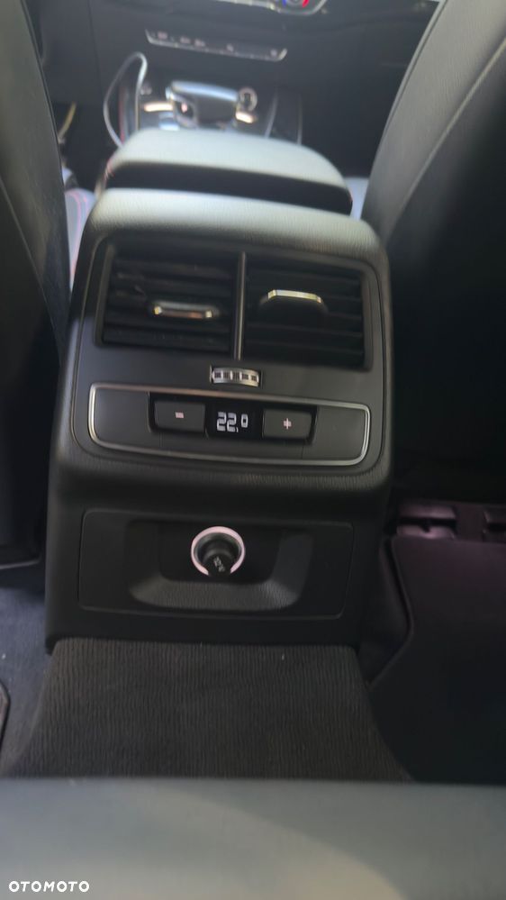 Audi A4 Avant - 11