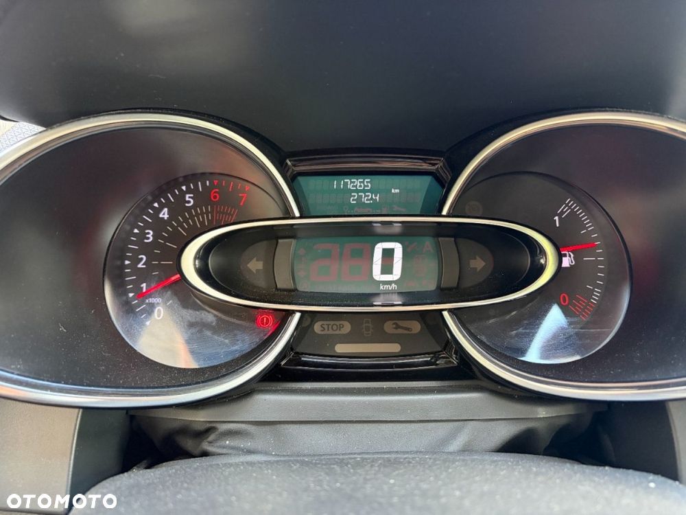 Renault Clio 1.2 16V Life - 9