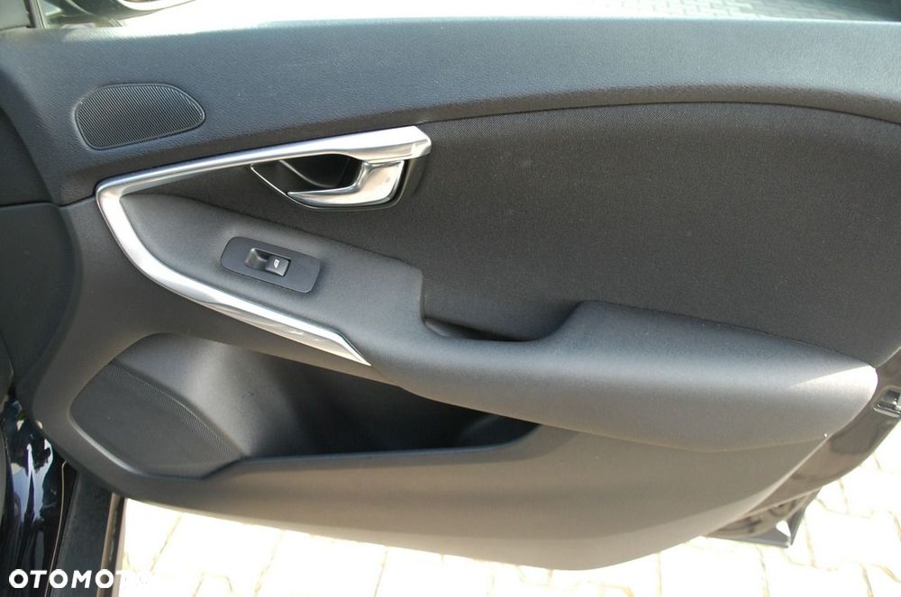Volvo V40 - 32