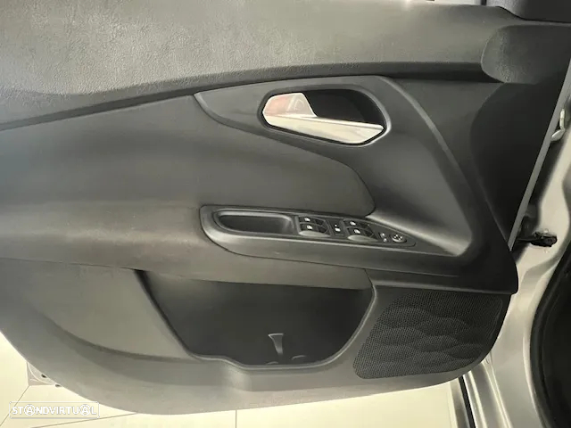 Fiat Tipo Cross 1.5 GSE T4 DCT - 12
