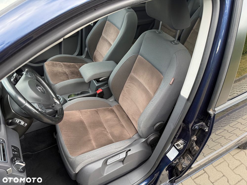 Volkswagen Touran 2.0 TDI DPF DSG Highline - 10