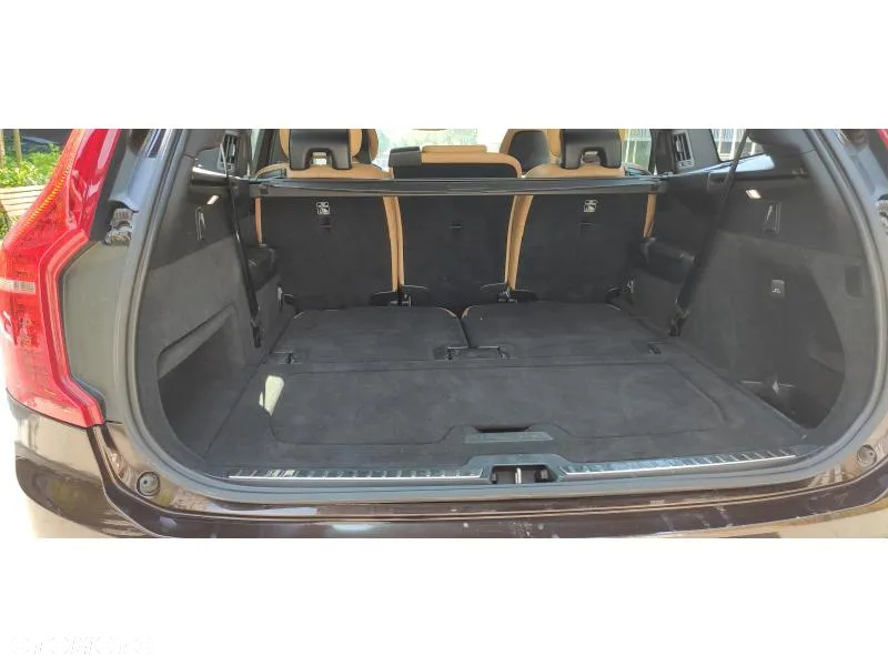 Volvo XC 90 T8 AWD Plug-In Hybrid Inscription 7os - 34