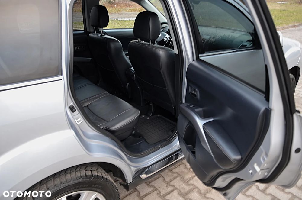 Citroën C-Crosser 2.2 HDi Exclusive DCS - 26