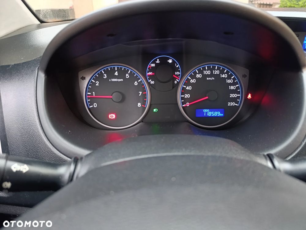 Hyundai i20 - 12