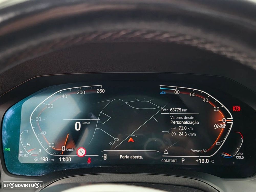 BMW 220 d Pack Desportivo M Auto - 21
