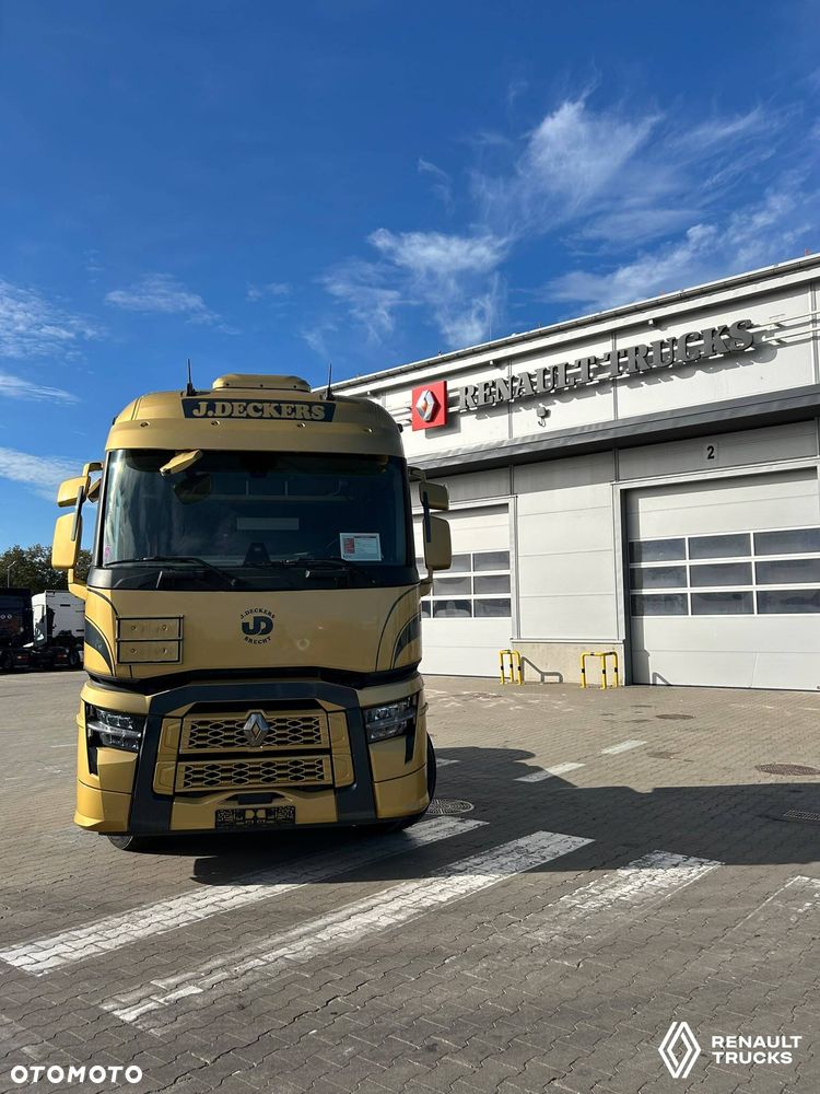 Renault T