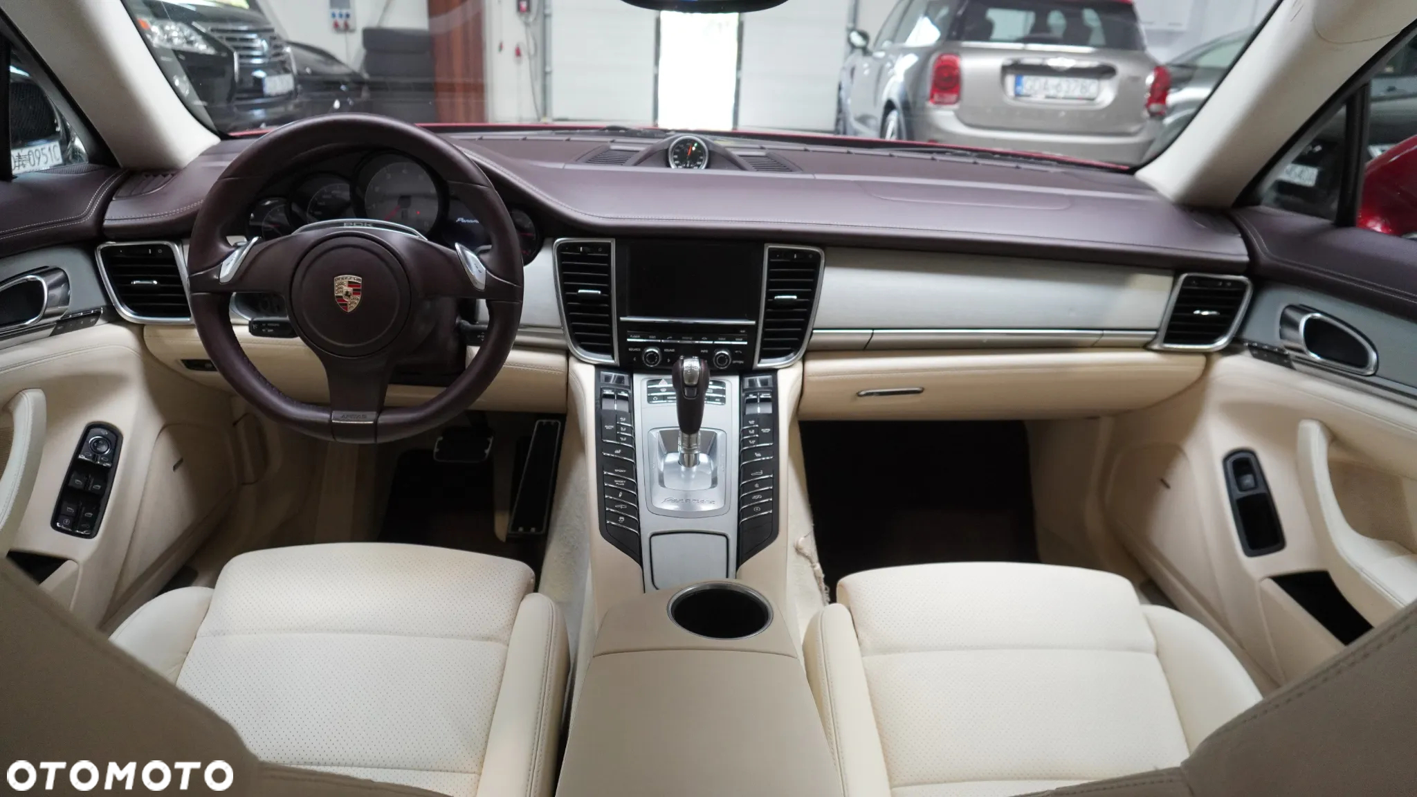 Porsche Panamera 4S - 7