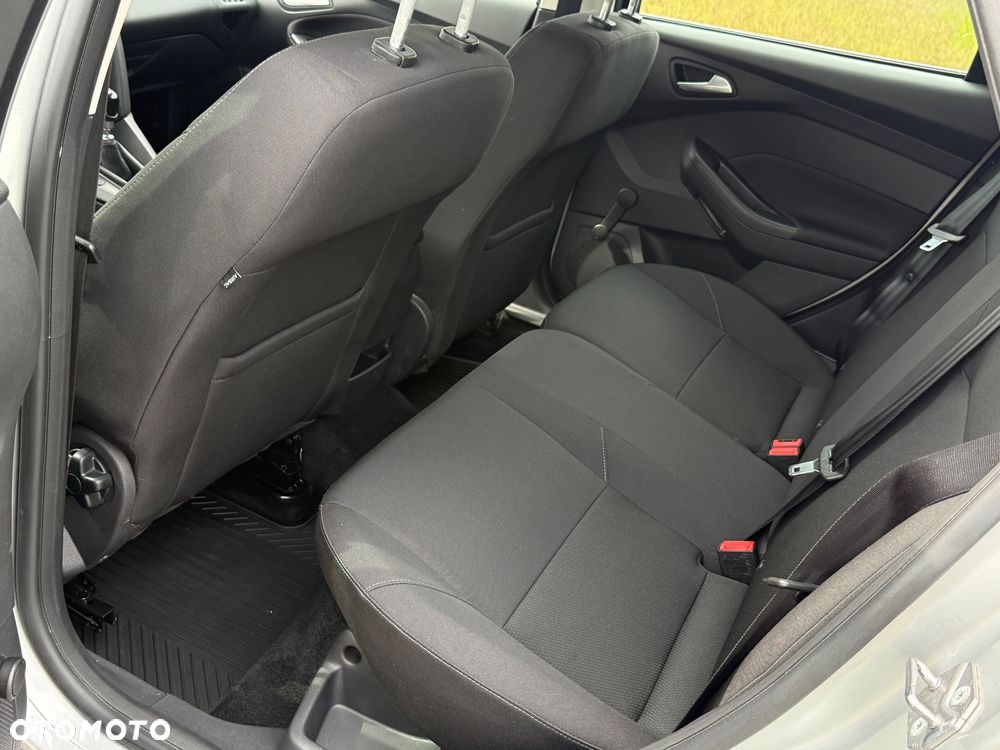 Ford Focus - 18
