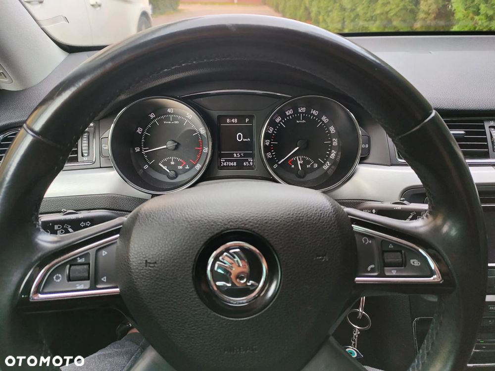 Skoda Superb 1.8 TSI Elegance DSG - 8