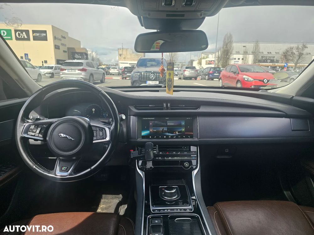 Jaguar XF 20d Aut. R-Sport - 7