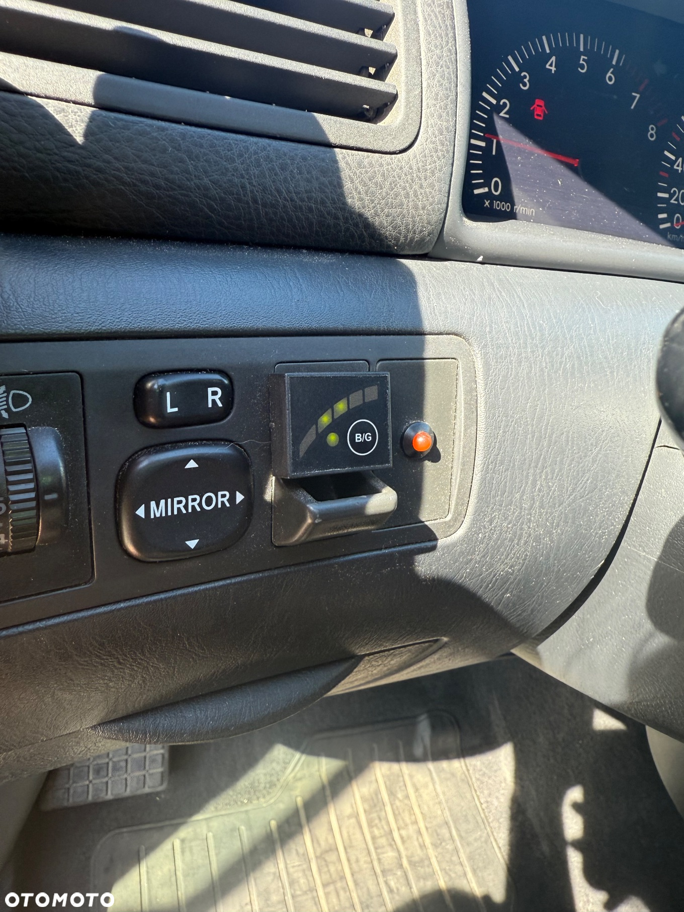 Toyota Corolla 1.6 VVT-i Sol - 15