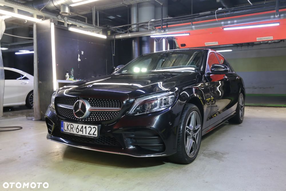 Mercedes-Benz Klasa C 200 4-Matic 9G-TRONIC - 2