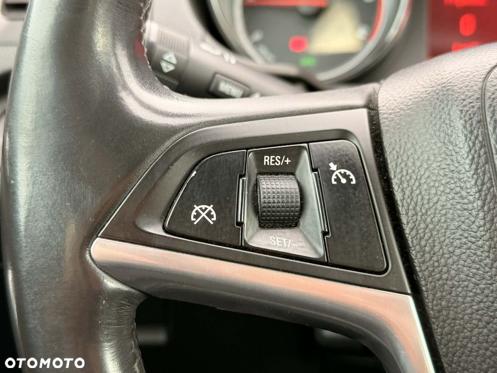 Opel Insignia 2.0 CDTI Sport - 28