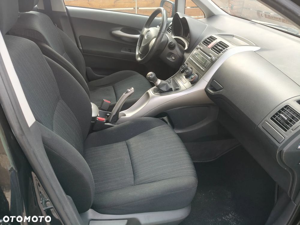 Toyota Auris 1.4 VVT-i Luna - 9