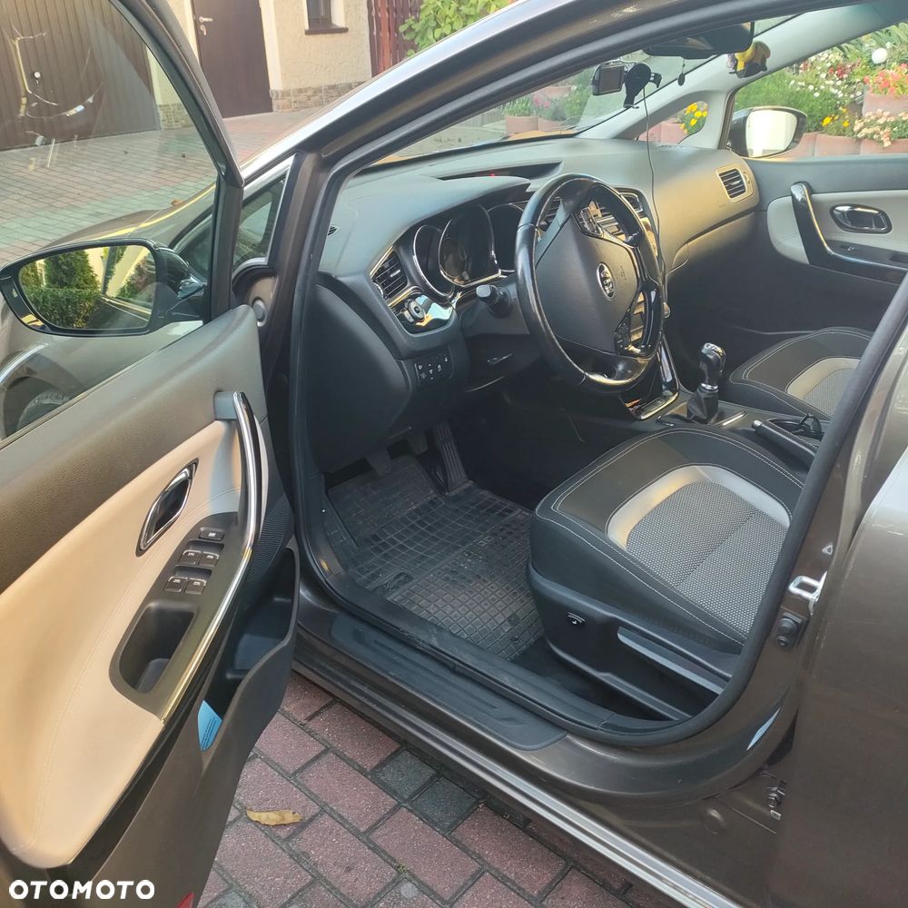 Kia Ceed 1.6 GDI Business Line - 3
