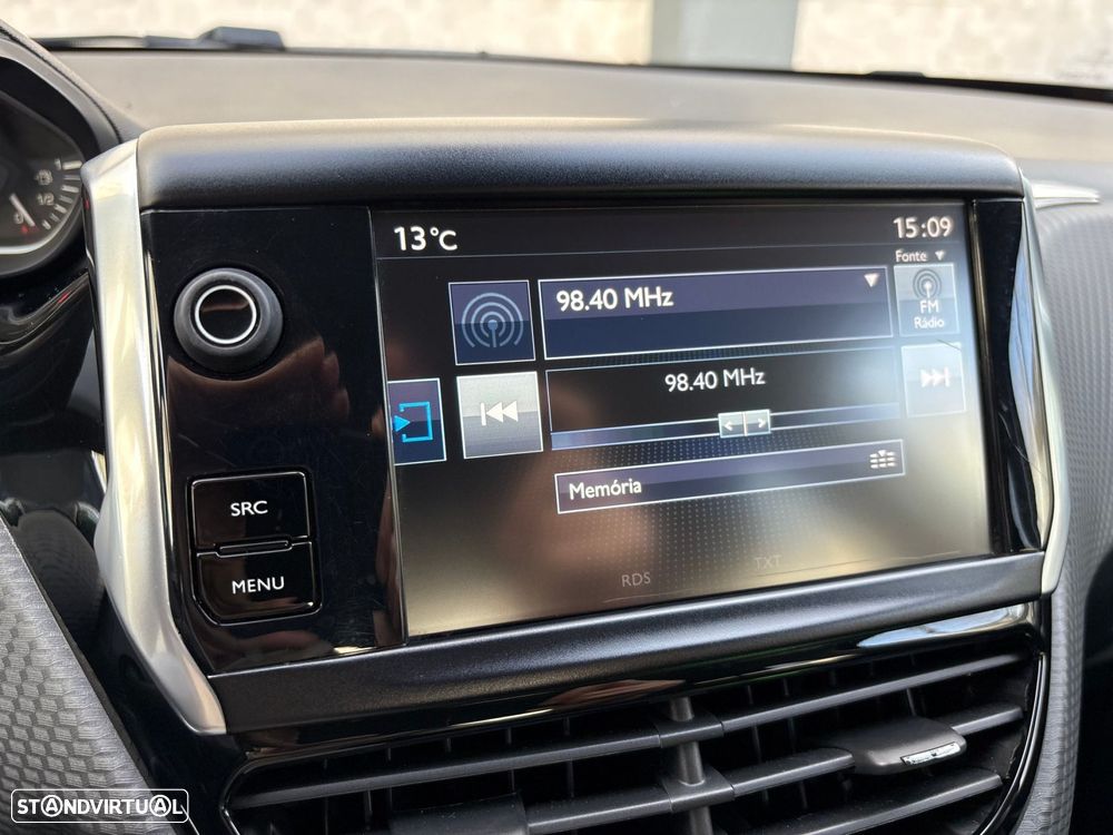 Peugeot 208 1.2 PureTech Style - 20