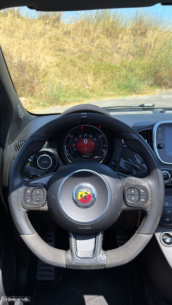 Abarth 595C 1.4 T-Jet Esseesse - 23