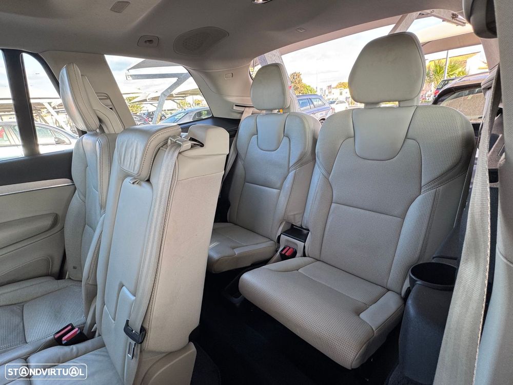 Volvo XC 90 - 38