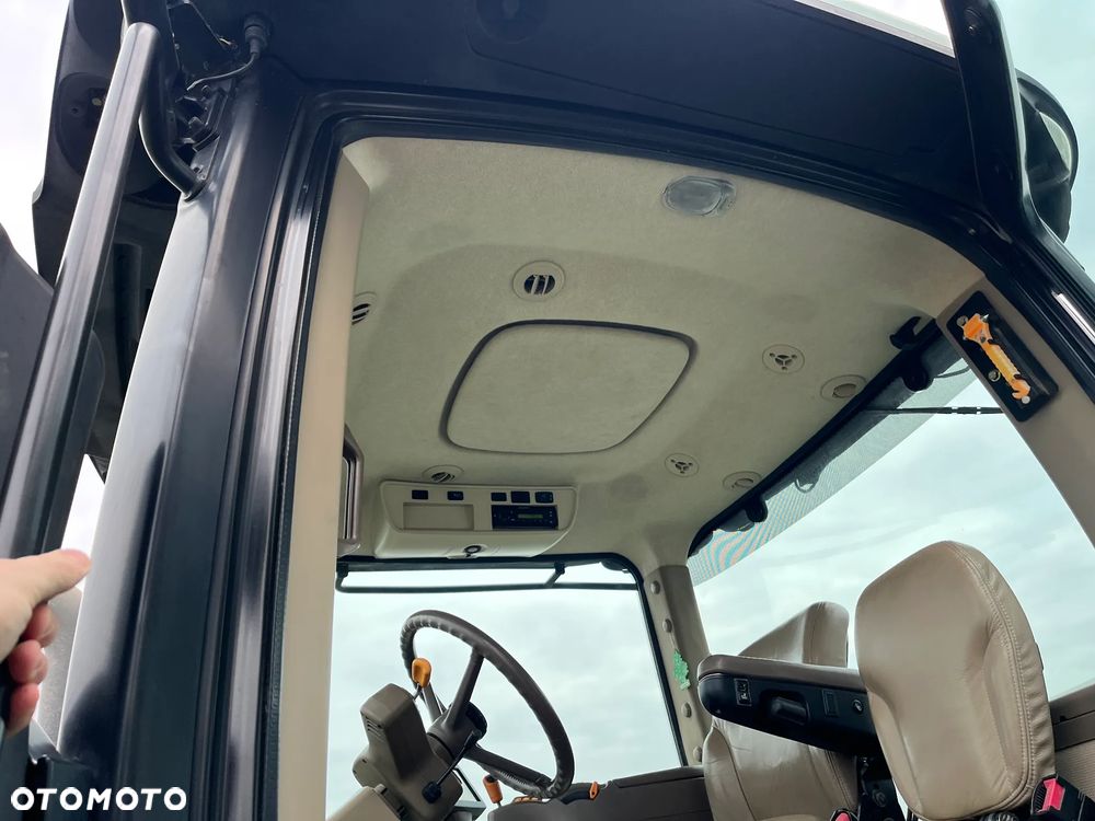 John Deere 7215 R - 12