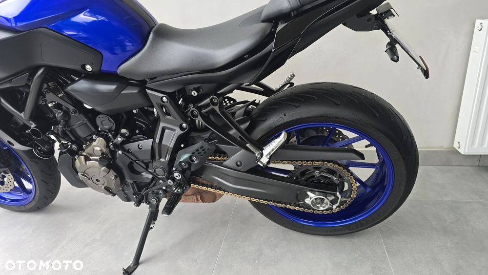 Yamaha MT - 17