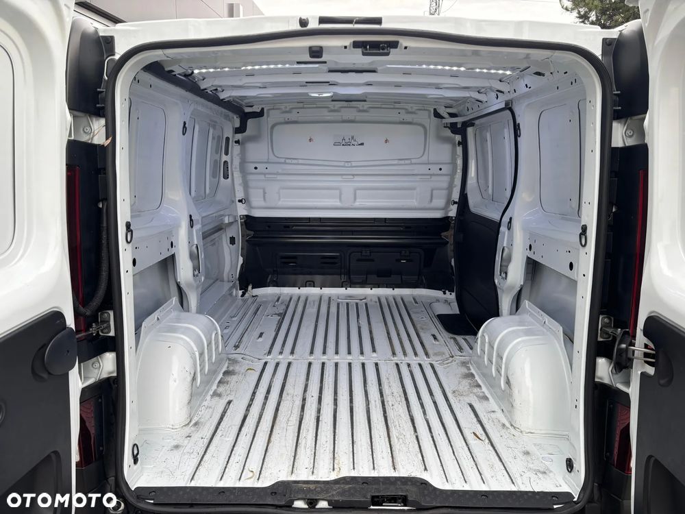 Renault Renault Traffic 1,9 Diesel, Blaszak, 3 osobowy - 10