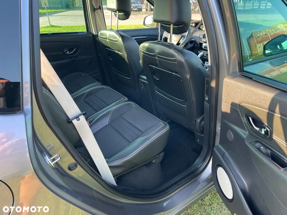 Renault Scenic - 18