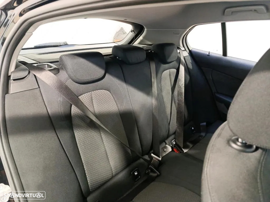 BMW 116 d Corporate Edition Auto - 11