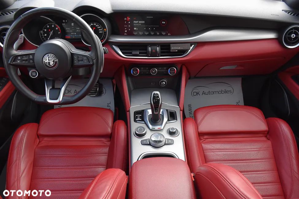 Alfa Romeo Stelvio 2.0 Turbo Veloce TI Q4 - 17