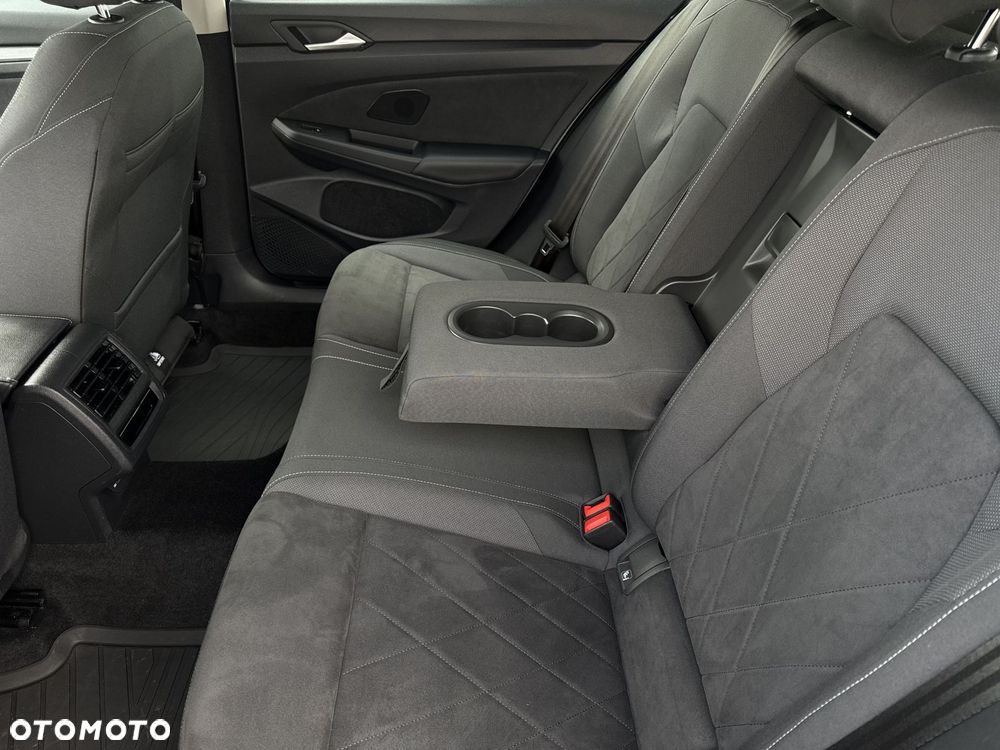 Volkswagen Golf 1.5 eTSI EVO Style DSG - 11