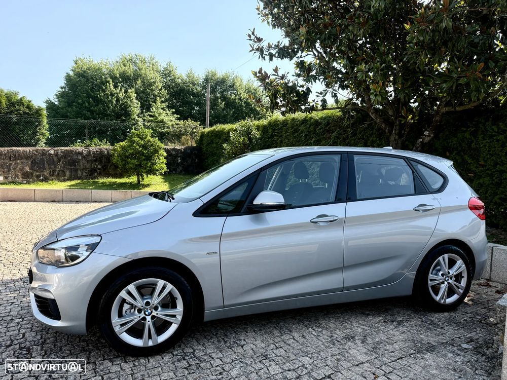 BMW 218 Active Tourer d Line Sport - 16