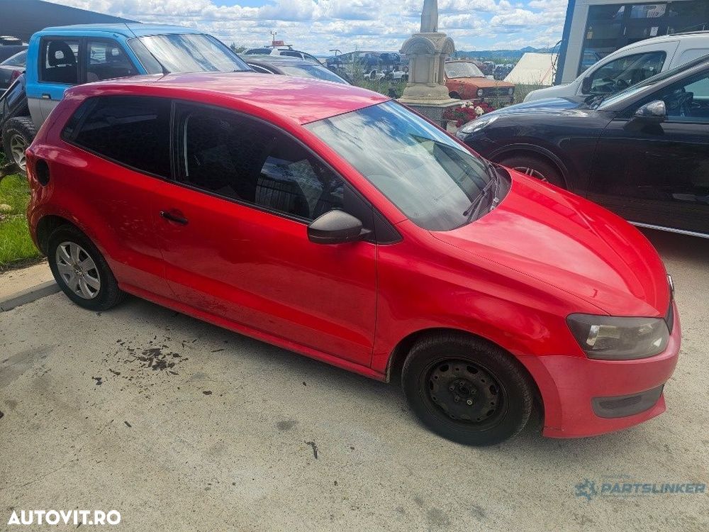 Dezmembrez VOLKSWAGEN POLO 6R, 6C 2012 1.2 CGPB 44KW|60HP - 4