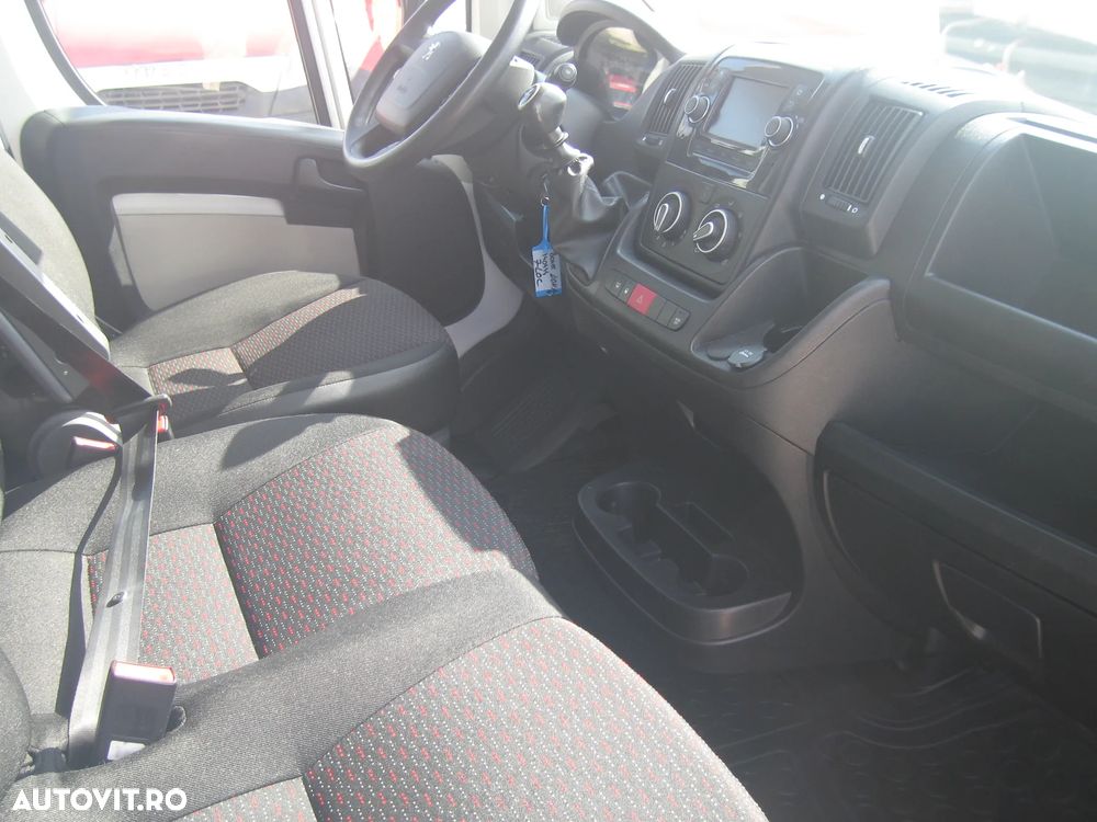 Peugeot BOXER  7 LOC. PLATFORMA MIXTA , AC. EURO VI. - 19