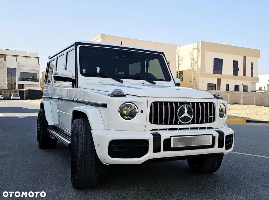 Mercedes-Benz Klasa G 63 AMG AMG SPEEDSHIFT 7G-TRONIC - 7