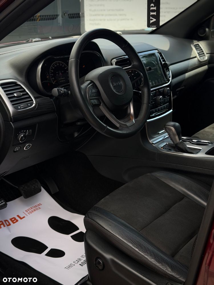 Jeep Grand Cherokee - 10