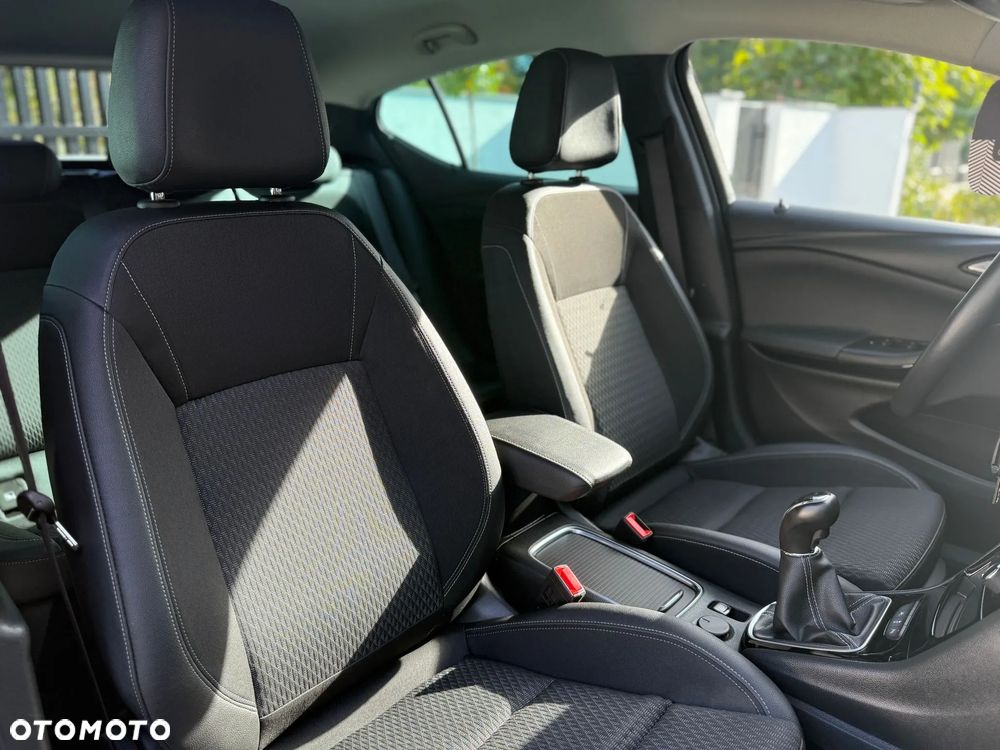 Opel Astra V 1.4 T Enjoy S&S - 13