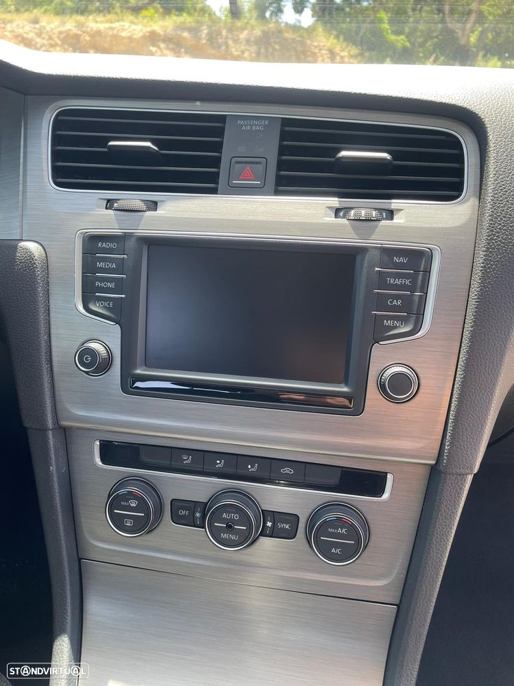 VW Golf 1.6 TDi GPS Edition - 30