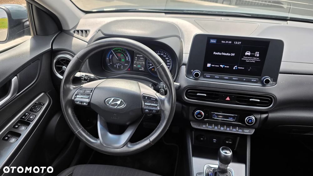 Hyundai Kona - 12