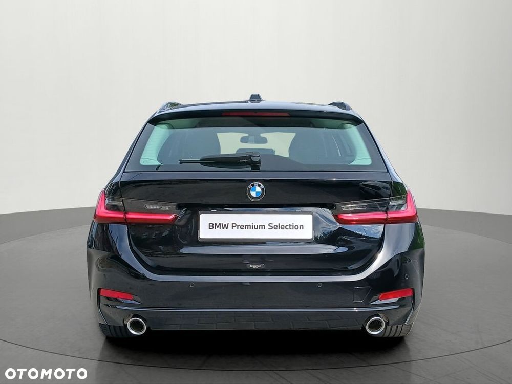 BMW Seria 3 318i - 5