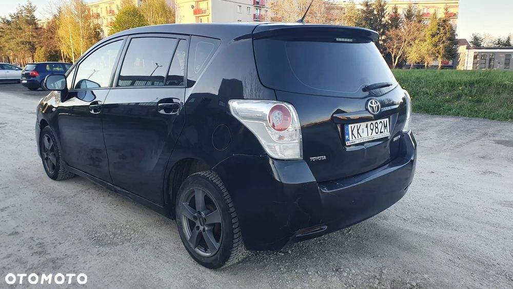 Toyota Verso 2.0 D-4D Executive - 4