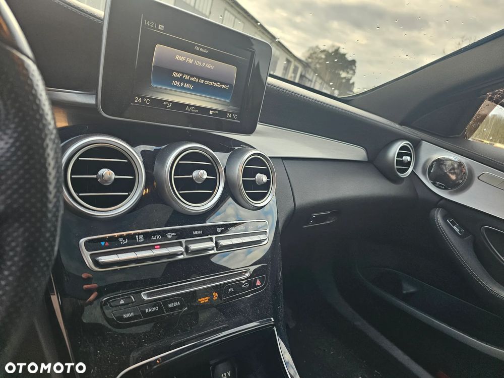 Mercedes-Benz Klasa C - 25