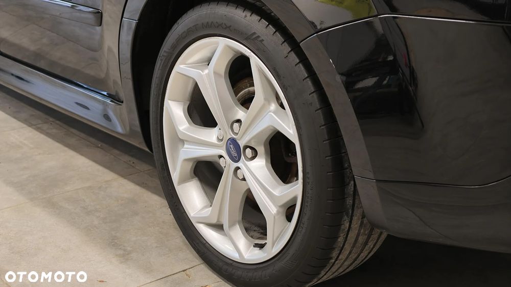 Ford S-Max - 23