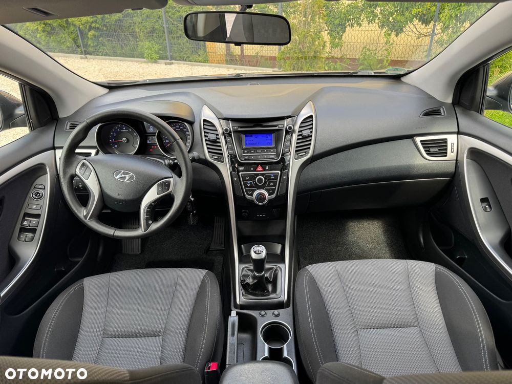 Hyundai i30 1.6 GDI Premium - 35