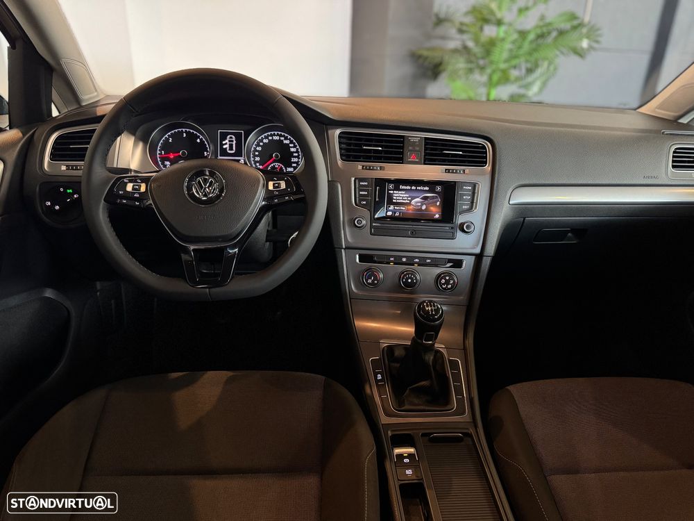 VW Golf 1.6 TDi BlueMotion Trendline - 43