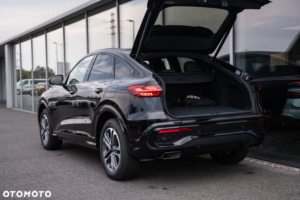 Audi Q5 Sportback - 9
