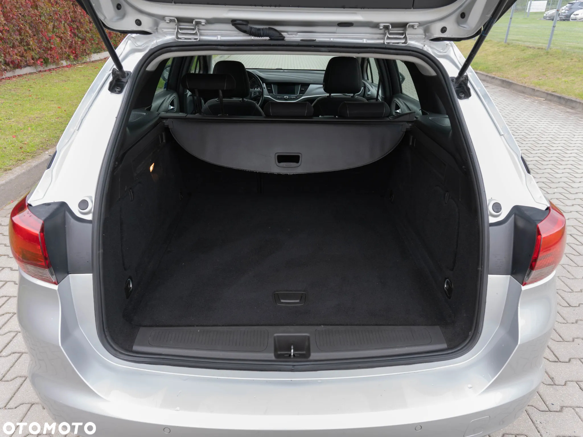 Opel Astra V 1.4 T Edition S&S - 14