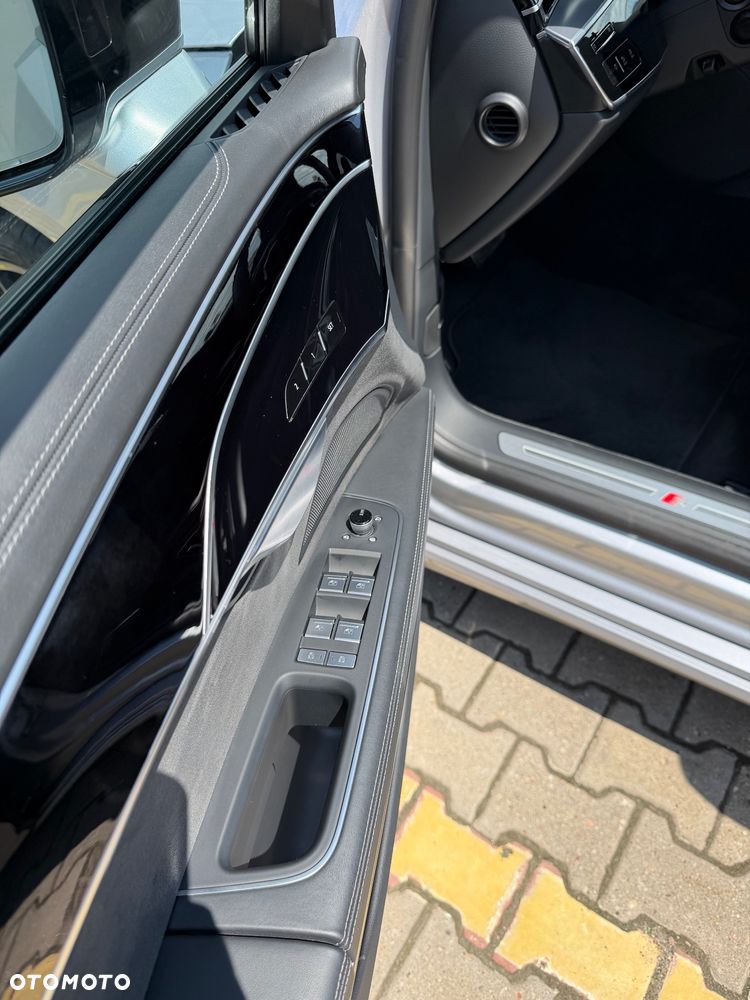 Audi S8 TFSI quattro tiptronic - 19