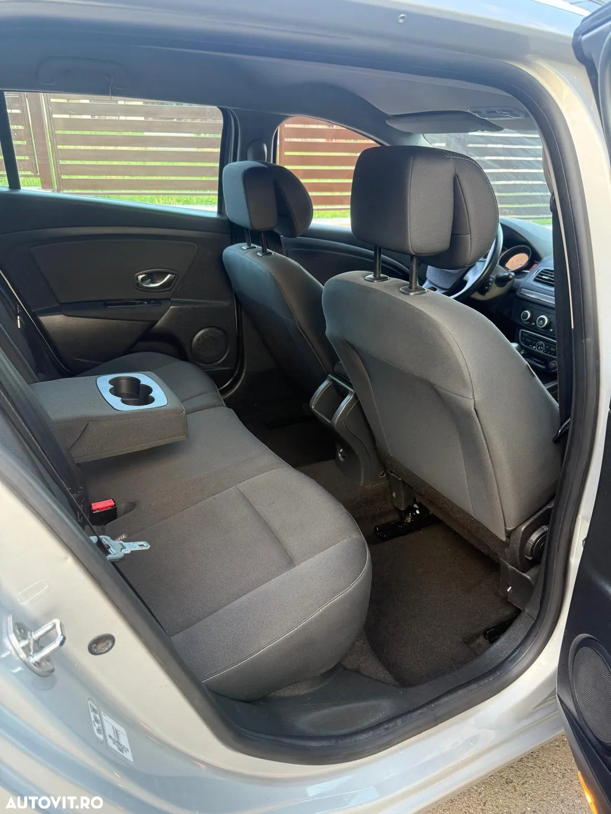 Renault Megane Estate 1.4 TCe Privilege - 10